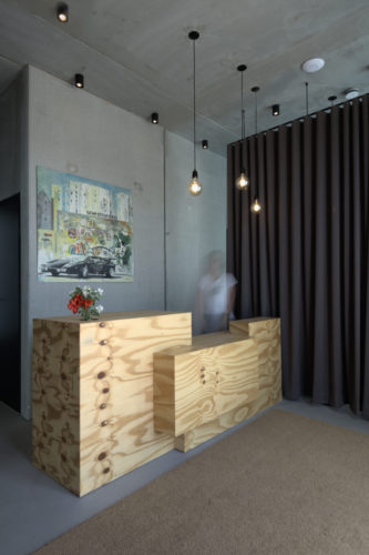 Reception - Hotel Elferrooms 8072